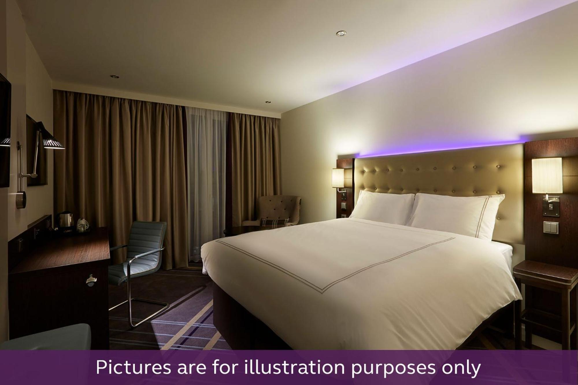 Premier Inn Koeln City Centre Bagian luar foto